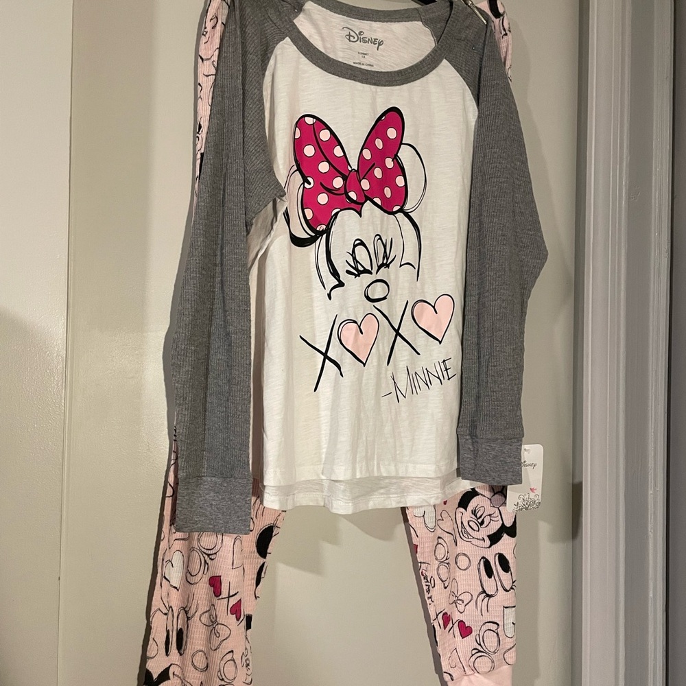 Disney Minnie Mouse women Pajama Set - White, Gray, and Pink new